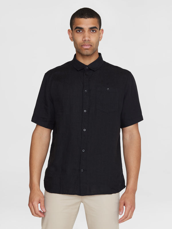 KnowledgeCotton Apparel - MEN Custom fit linen short sleeve shirt Shirts 1300 Black Jet